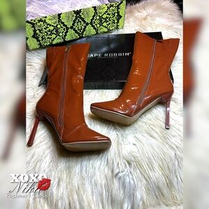 Cape Robbin Women's Rust Patent Pointed Toe Stiletto Boots - Size 9